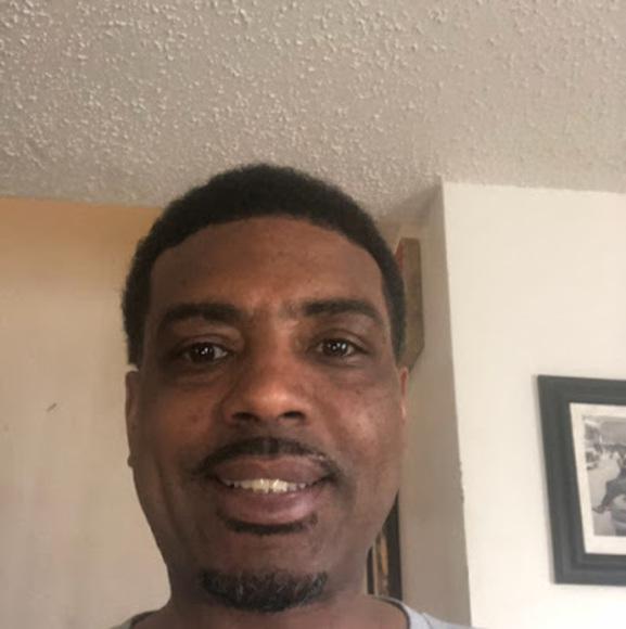 Meet your Posher, Malik - Picture 1 of 1